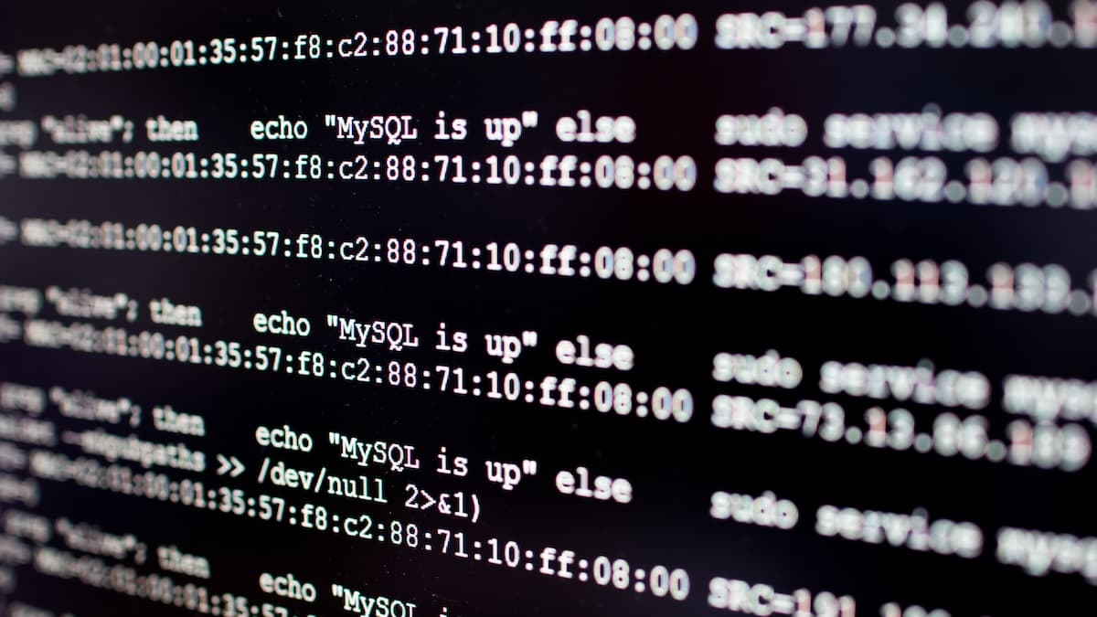 How hackers use log files