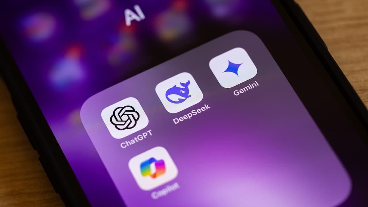 AI: Privacy of Social Media and Internet Apps